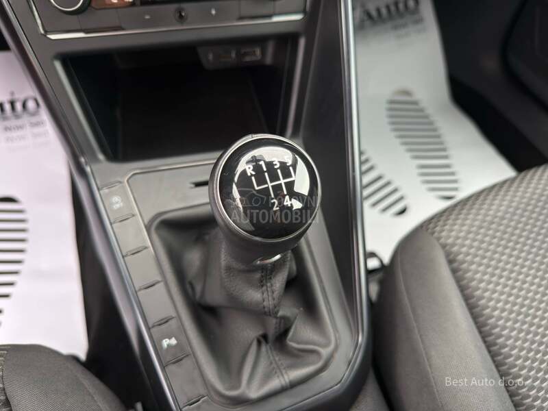 Volkswagen Polo 1.0