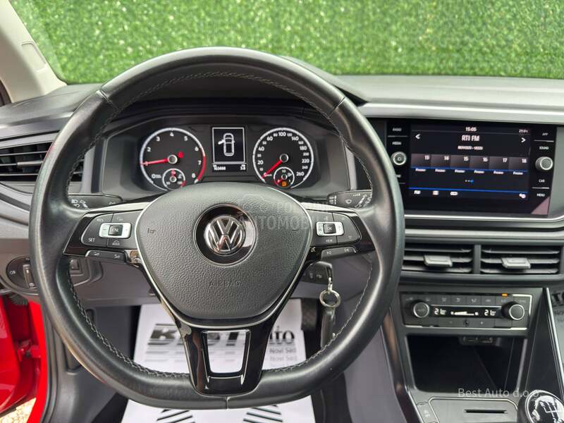 Volkswagen Polo 1.0