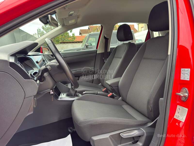Volkswagen Polo 1.0