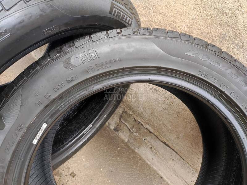 Goodyear 205/55 R17 Zimska