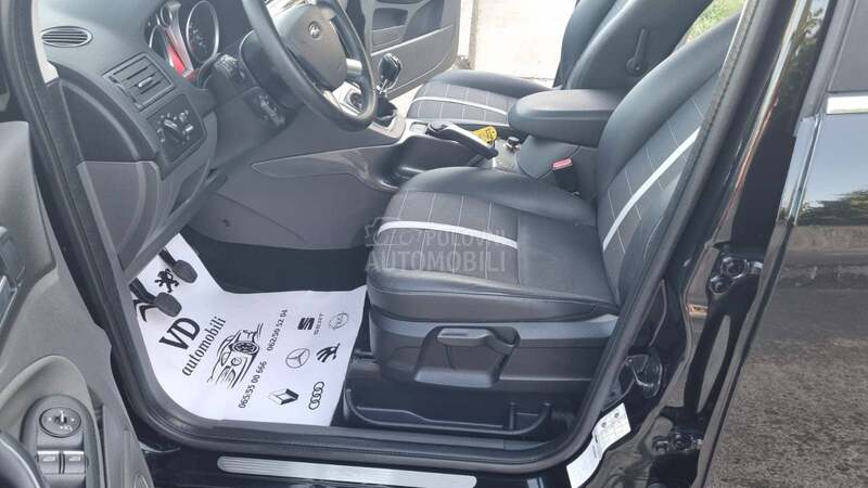 Ford Kuga 1.5.1.0.0.0.k.m