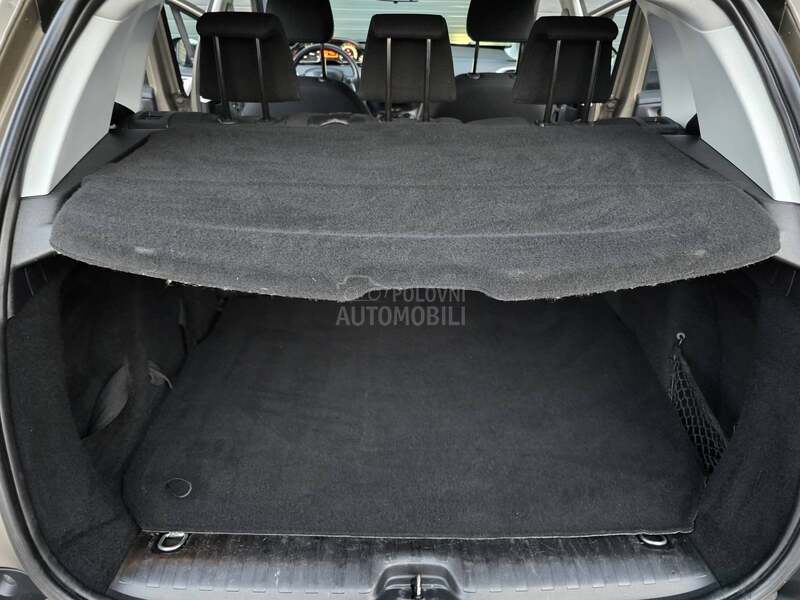 Peugeot 2008 1.6HDI STYLE