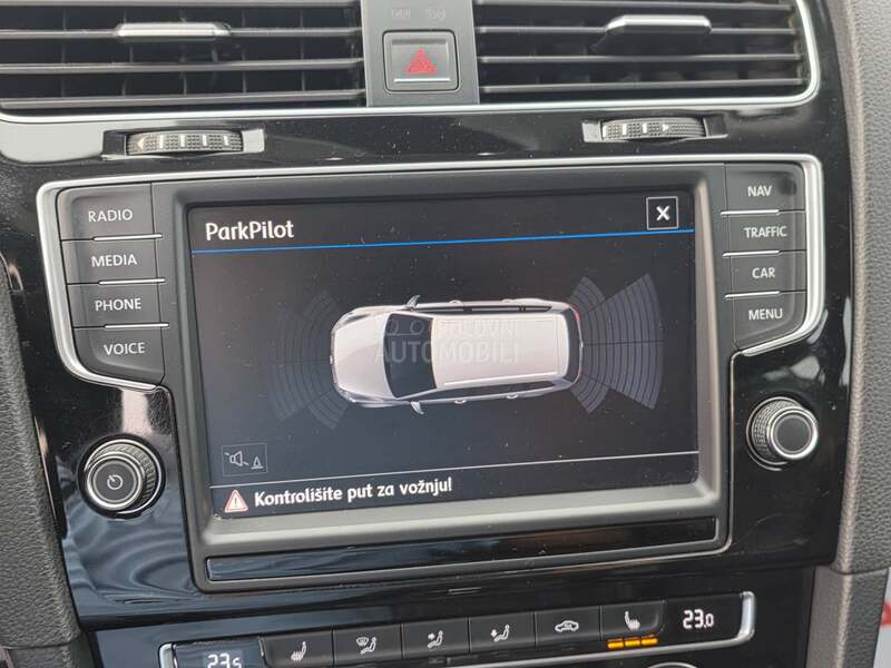 Volkswagen Golf 7 1.4bTGI DSG/LEDNAV
