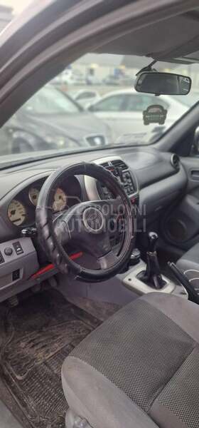 Toyota RAV 4 2.0b