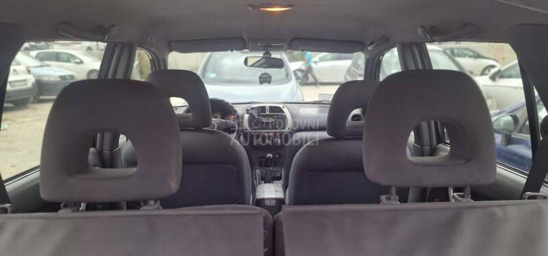 Toyota RAV 4 2.0b