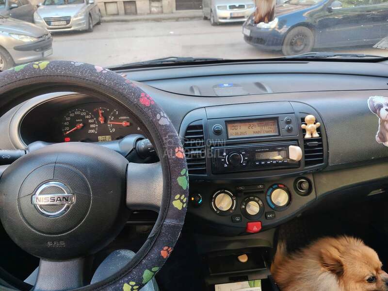 Nissan Micra 