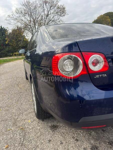 Volkswagen Jetta 1.6FSI/LANAC/T0P