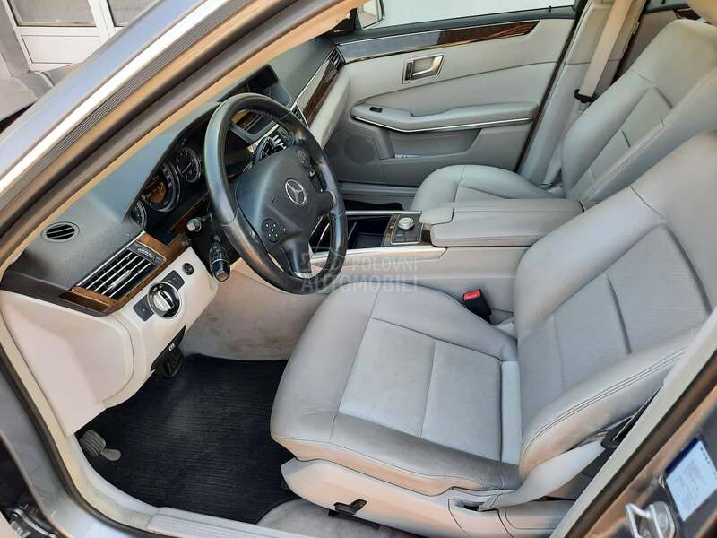 Mercedes Benz E 250 