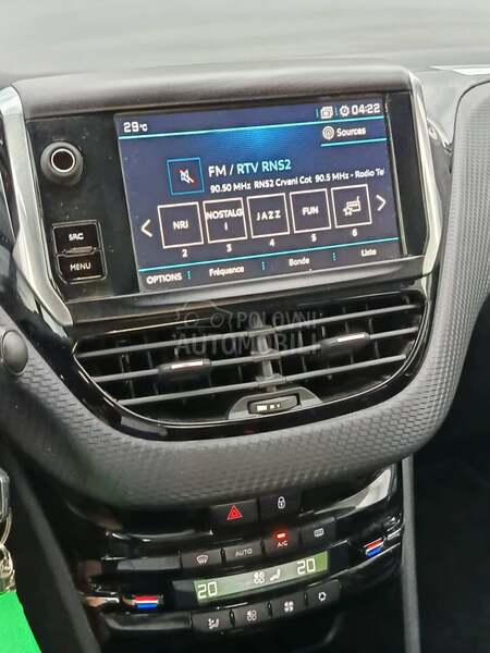 Peugeot 2008 1.2 ALLURE