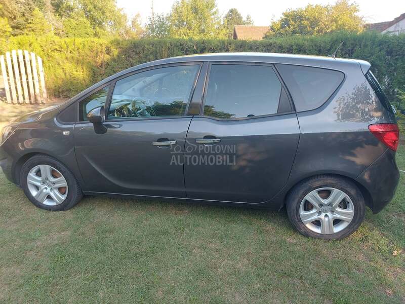 Opel Meriva 