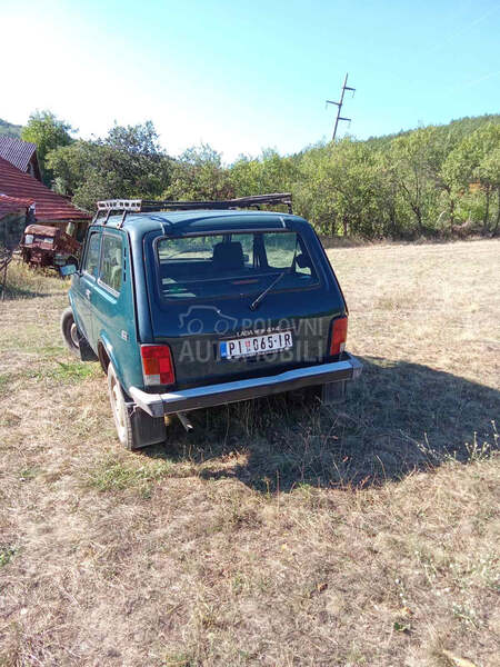 Lada Niva 