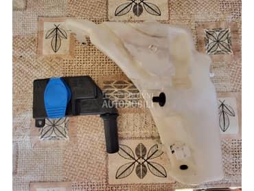 Boca tecnosti brisaca za Audi A4 od 2007. do 2015. god.