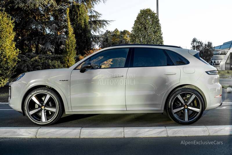 Porsche Cayenne E-HYBRID/FACE