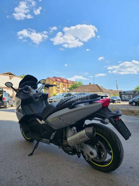 Gilera GP 800