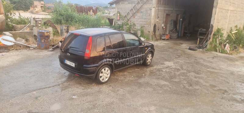 Ford Fusion 