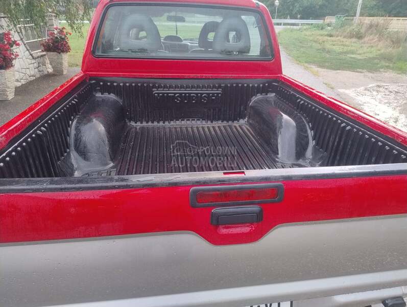Mitsubishi L200 2.5 TD