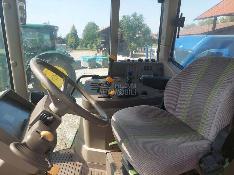 John Deere 6630