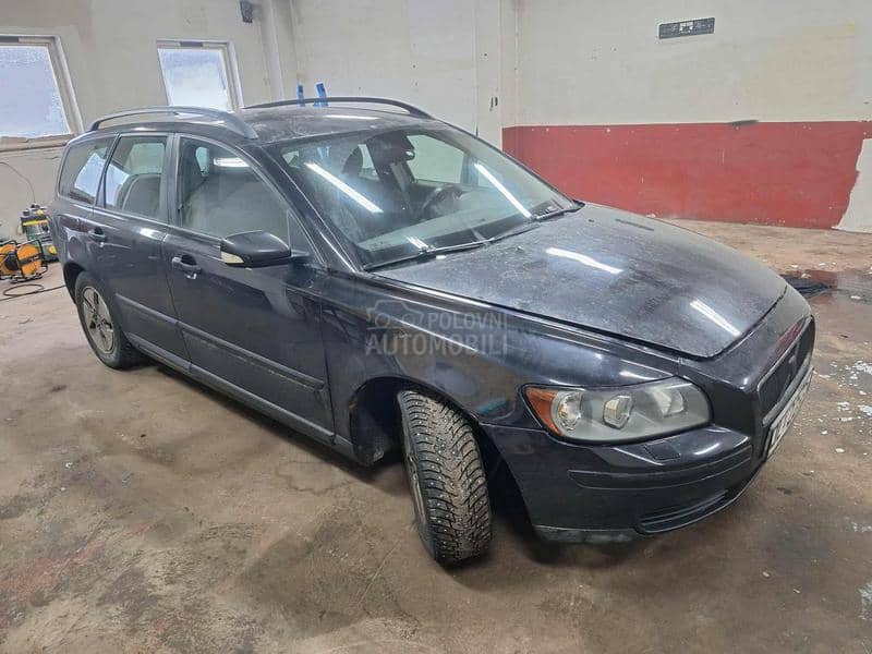 Delovi za Volvo V50
