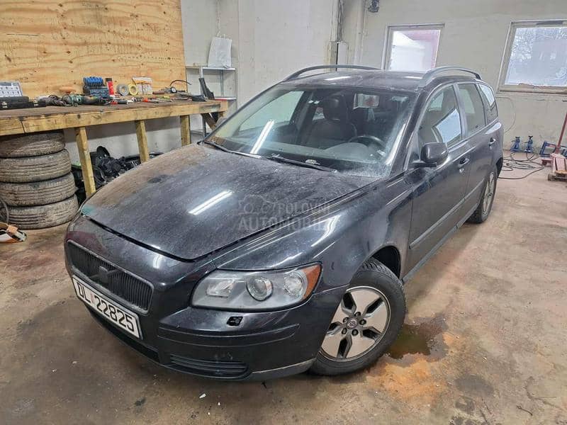 Delovi za Volvo V50