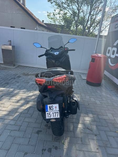 Yamaha x max