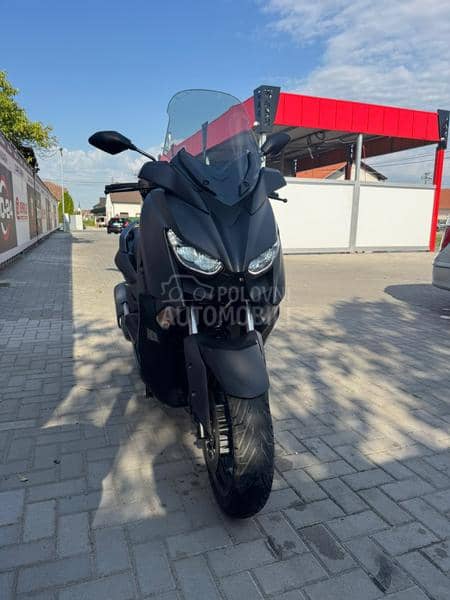 Yamaha x max