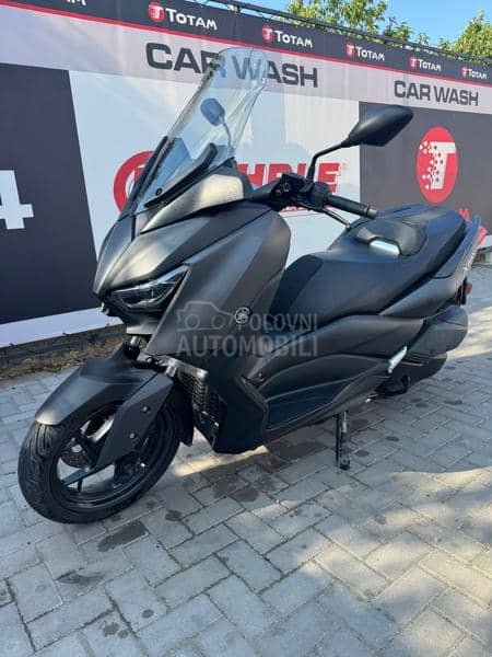 Yamaha x max