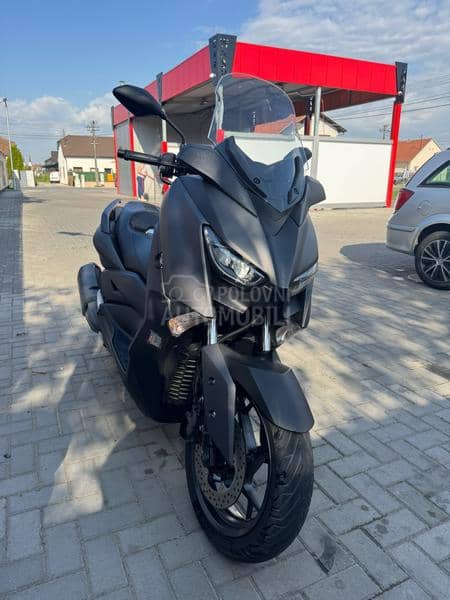 Yamaha x max