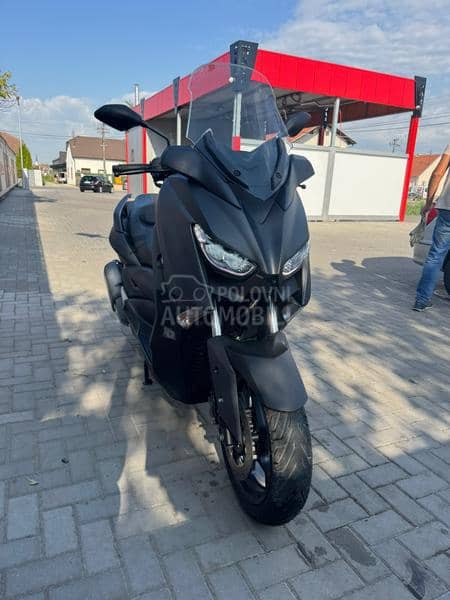 Yamaha x max