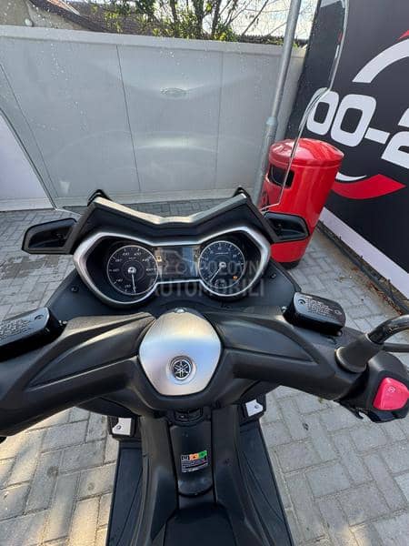 Yamaha x max