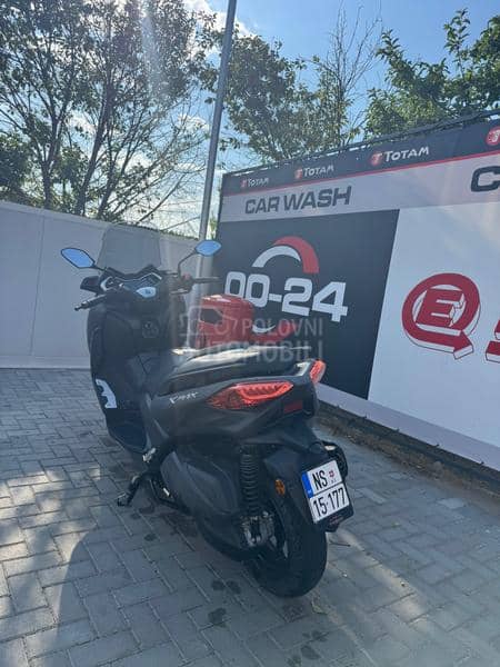 Yamaha x max