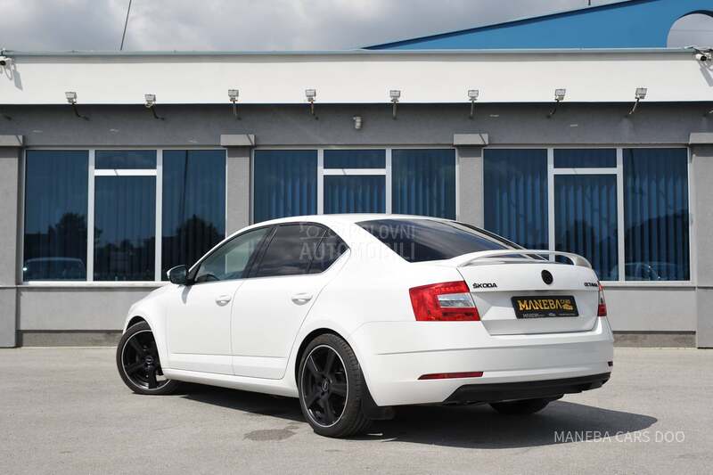 Škoda Octavia 1.6 TDI STYLE