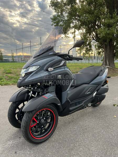 Yamaha tricity