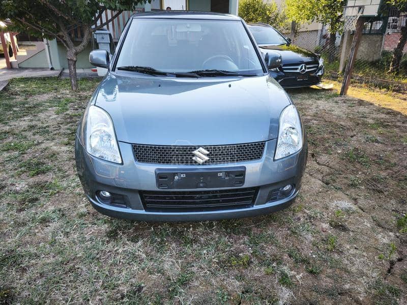 Suzuki Swift 1.3i 4x4