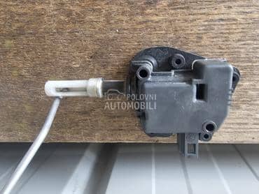 Motor brave gepek vrata za Audi A4 od 2001. do 2007. god.