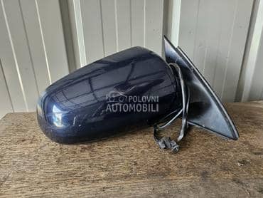 Desni retrovizor teget za Audi A4 od 2001. do 2007. god.