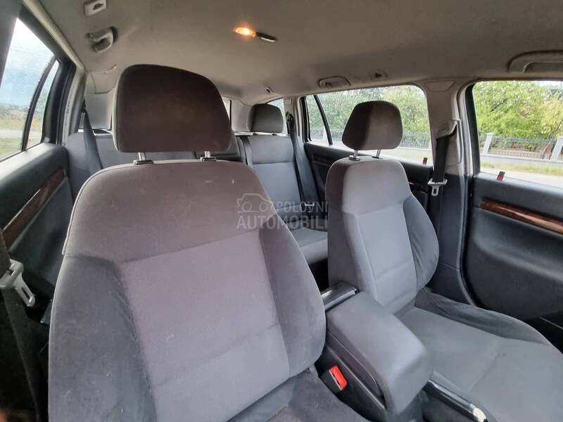 Opel Vectra C 2.2 dti ELEGANCE