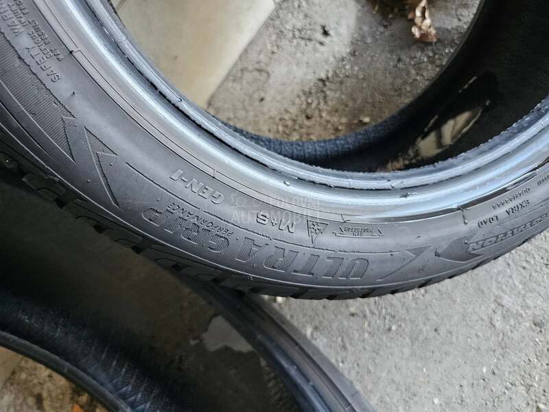 Goodyear 225/50 R17 Zimska