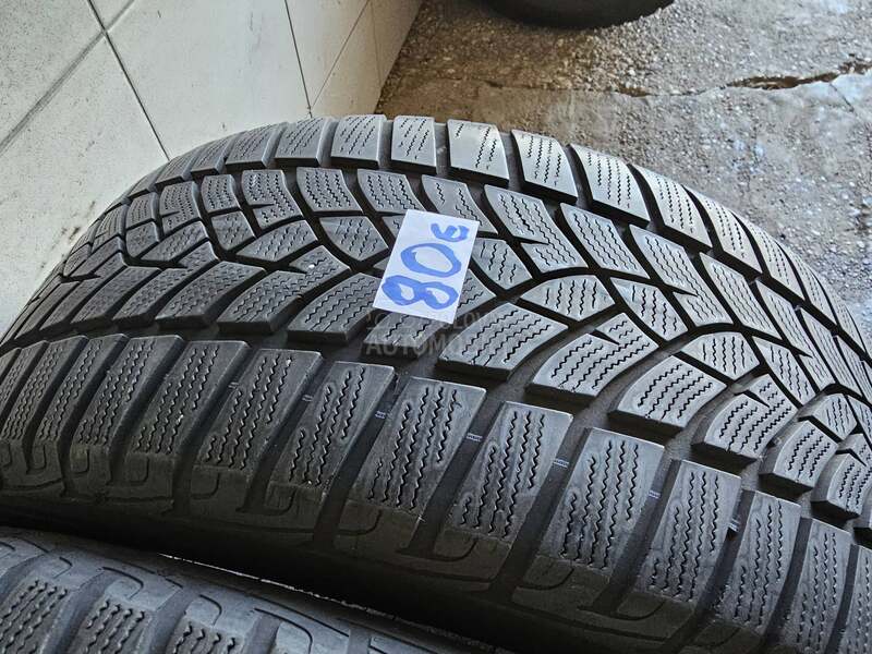 Goodyear 225/50 R17 Zimska