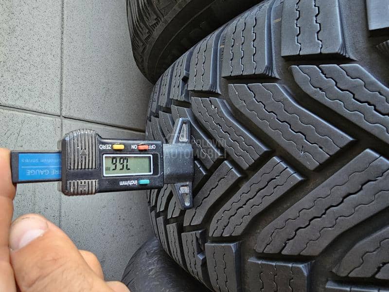 Michelin 205/60 R16 Zimska