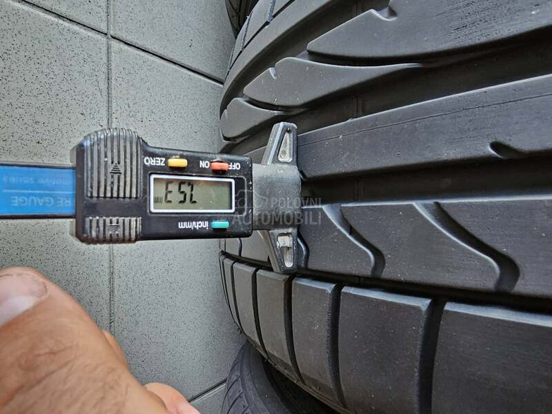 Bridgestone 215/40 R17 Letnja