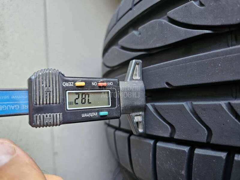 Bridgestone 215/40 R17 Letnja