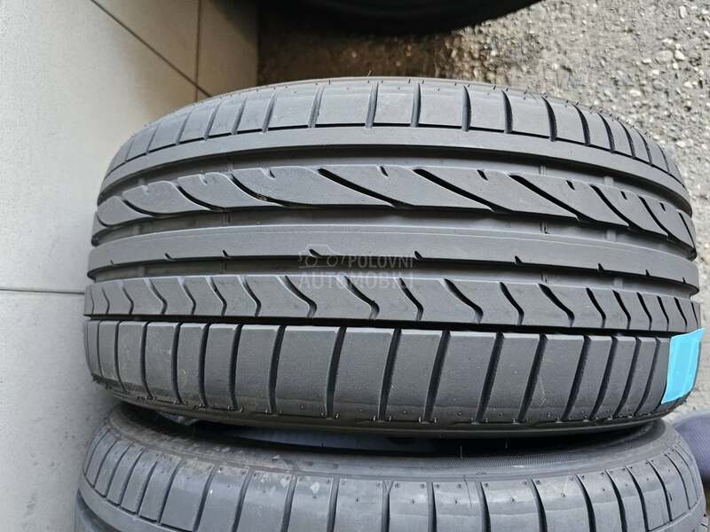 Bridgestone 215/40 R17 Letnja