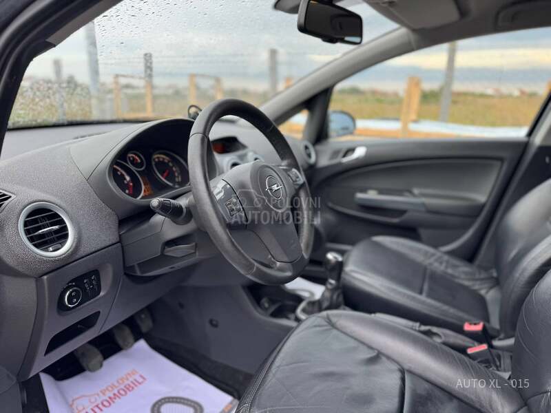 Opel Corsa D 1.3CDTI / COSMO S/S
