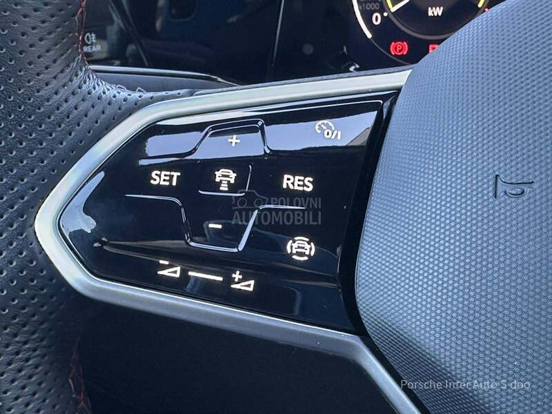 Volkswagen Golf 8 GTI 2.0 TSI DSG