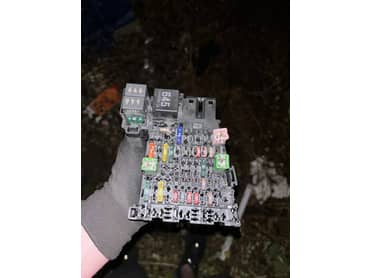 Kutija sa osiguračima za Volkswagen Golf 7