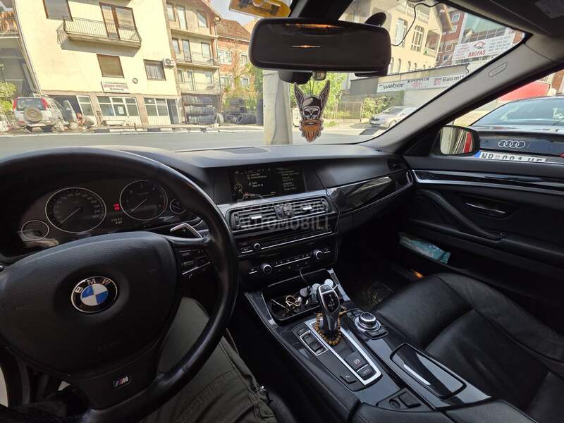 BMW 520 F11