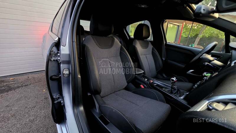 Citroen DS4 1.6BLUHDI CROSSBACK