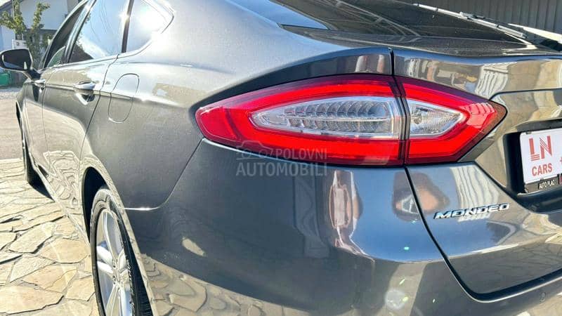 Ford Mondeo 2.0D/TITANIUM/AUT