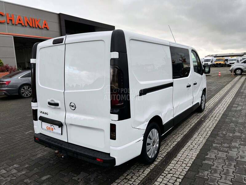 Opel Vivaro Doka