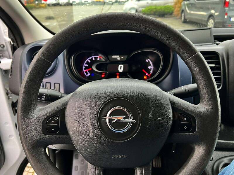 Opel Vivaro Doka